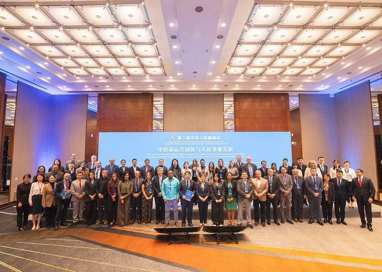 China e América Latina criticam instrumentalização dos direitos humanos por países ricos