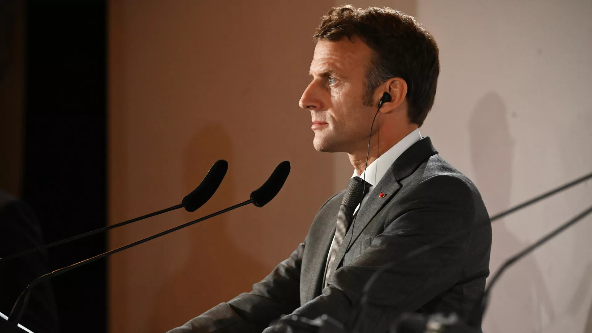 法国总统马克龙 - 俄罗斯卫星通讯社, 1920, 18.12.2025