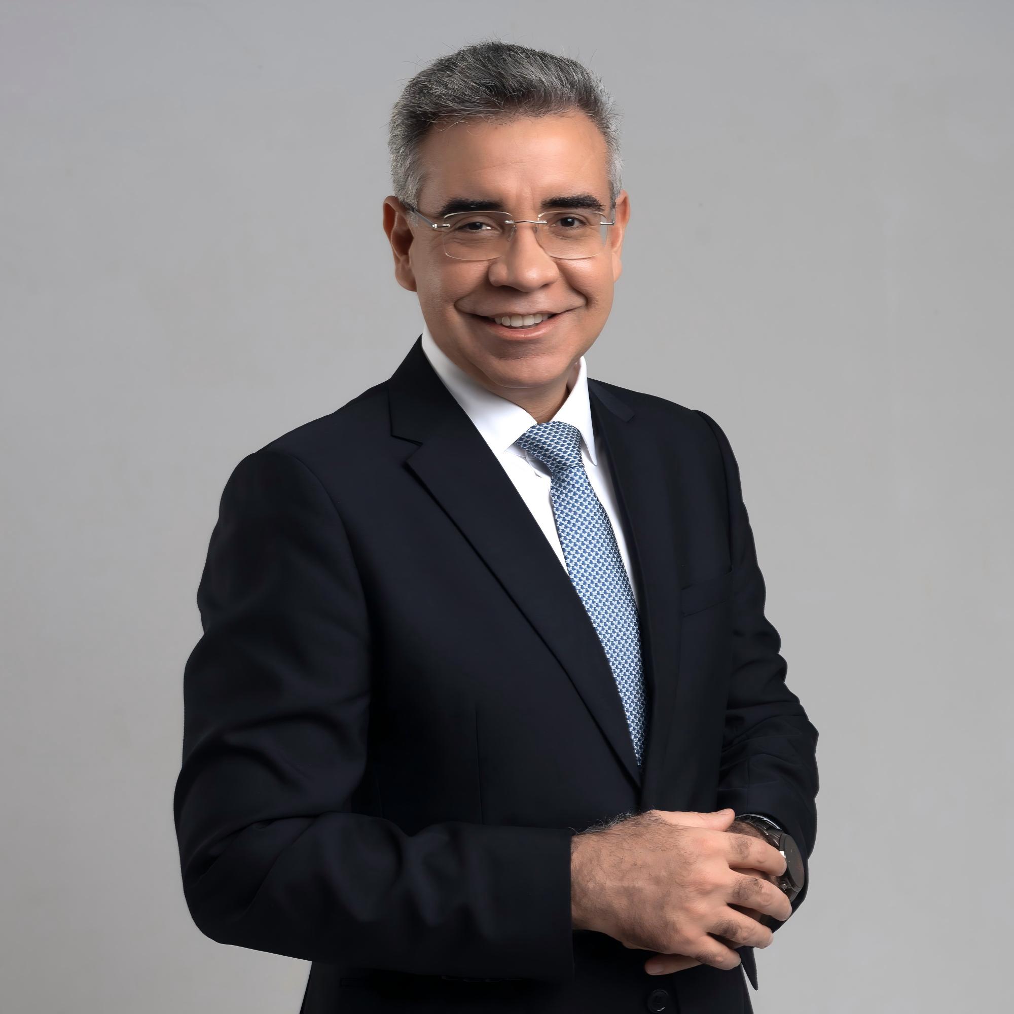 Evandro MENEZES DE CARVALHO.jpg